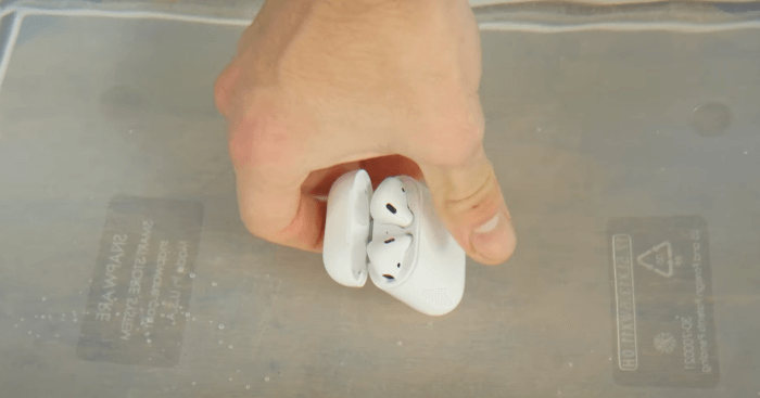 apple airpods drop water submersion