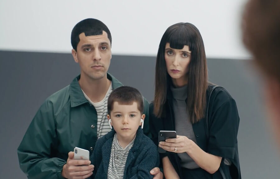 Samsung's advertising makes fun of Apple's lack of creativity prior to the release of the iPhone 14