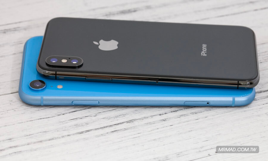 iPhone XR 藍色開箱3