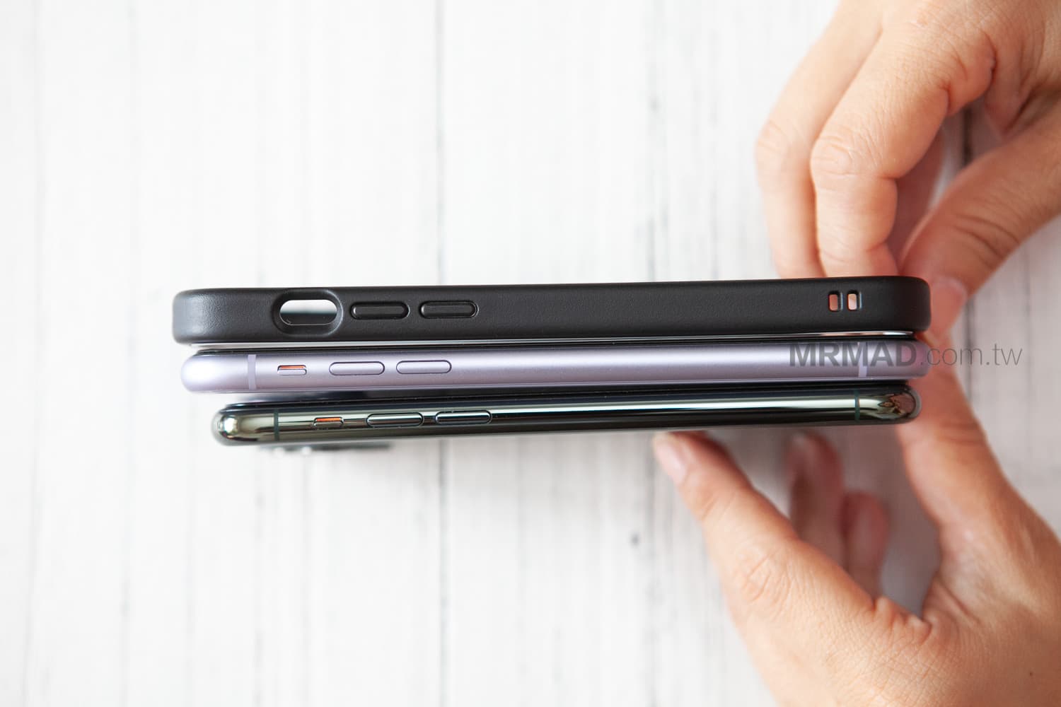 獨家曝光iPhone 12犀牛盾保護殼，另有5.4吋iPhone 新命名11