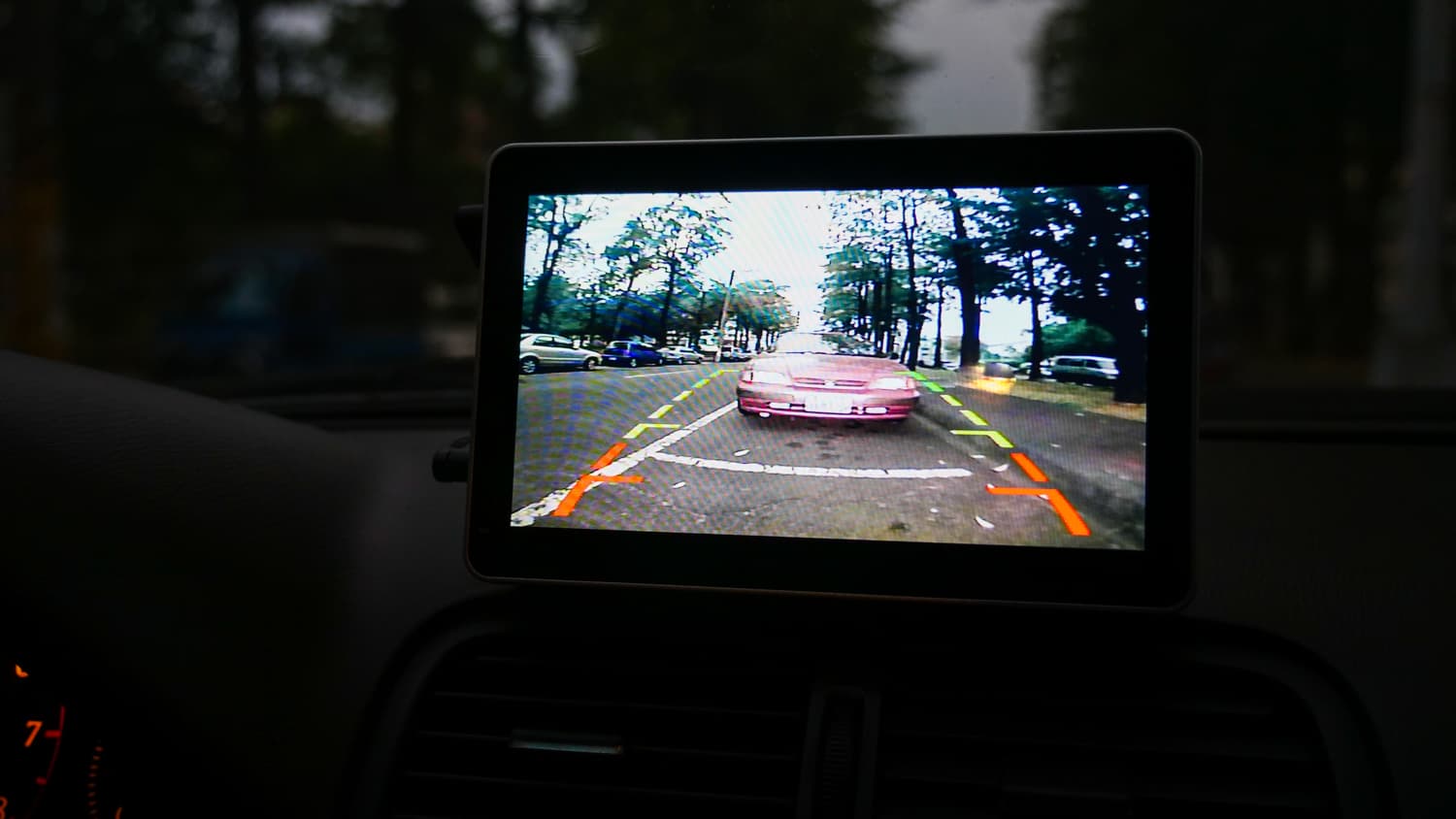 CarPlay Wireless D 支援倒車顯影功能6