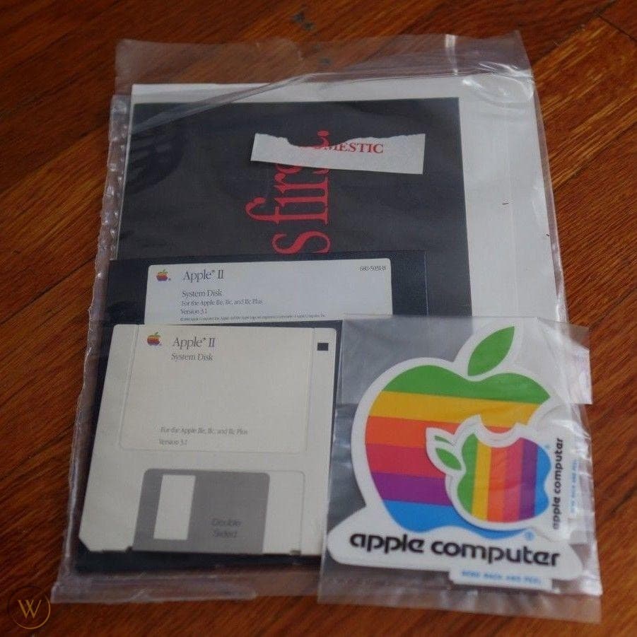 Apple贈送蘋果貼紙起源