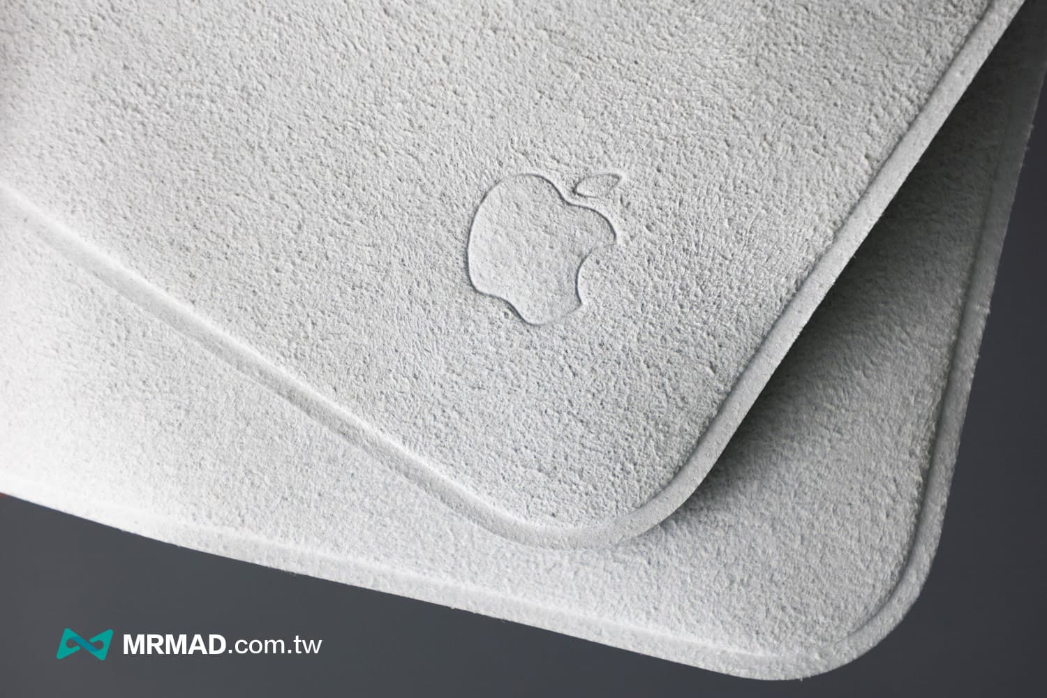 Apple擦拭布材質、尺寸與防水效果