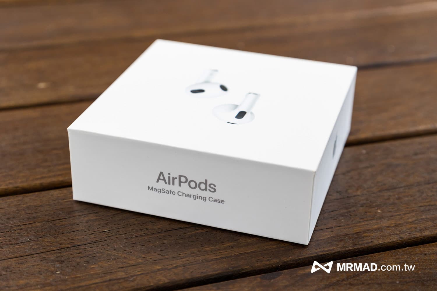 AirPods 3 開箱：簡約、環保又時尚