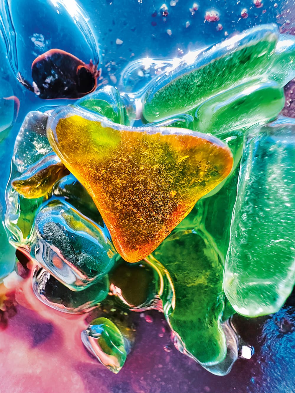 Guido Cassanelli (@laion.ph) 的作品〈Sea Glass〉(海玻璃)。以 iPhone 13 Pro Max 拍攝。
