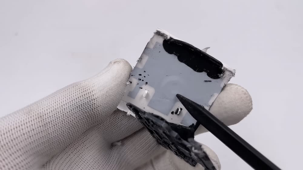 Apple 35W 雙USB-C 充電器拆解揭秘，內部設計對稱充電超悲劇6