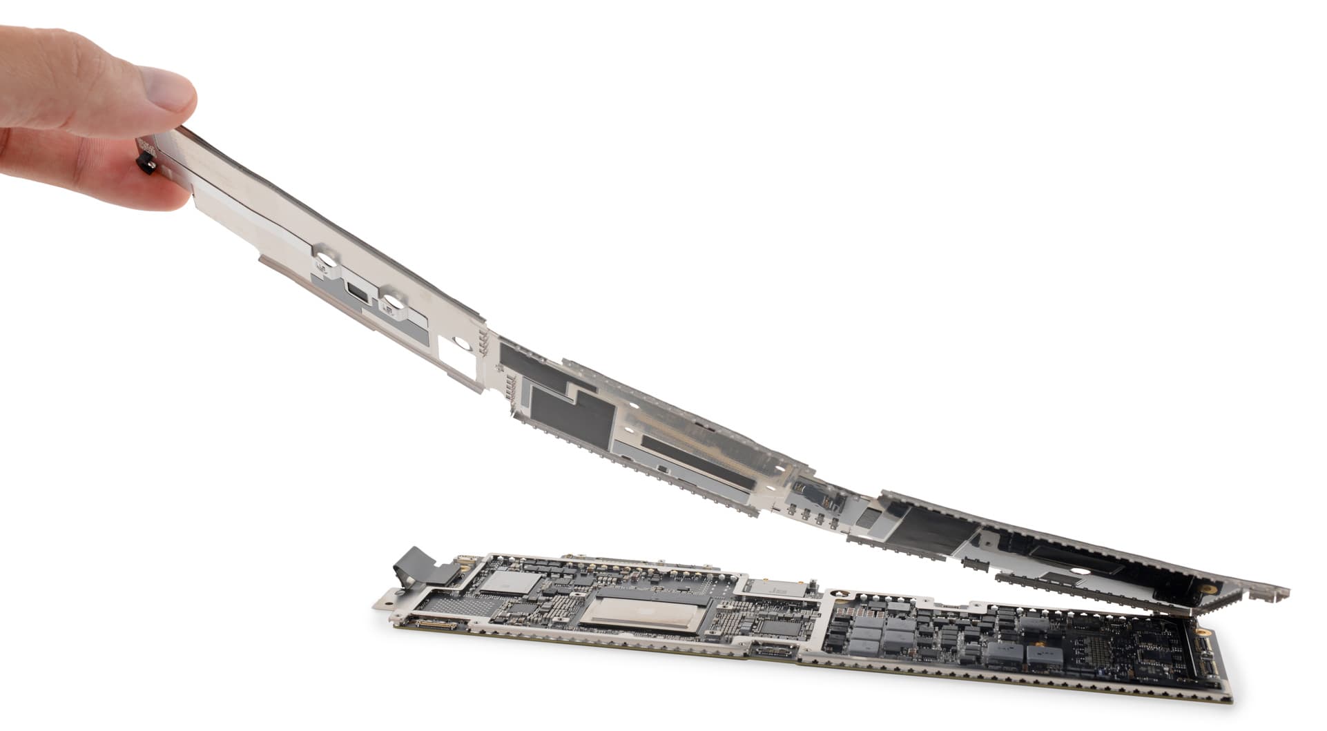 M2 MacBook Air 拆解總結：一台少了散熱器超輕薄筆電5