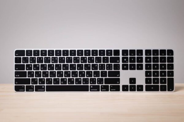 Magic Keyboard Touch ID 巧控鍵盤開箱，指紋辨識能用在哪？ - 瘋先生