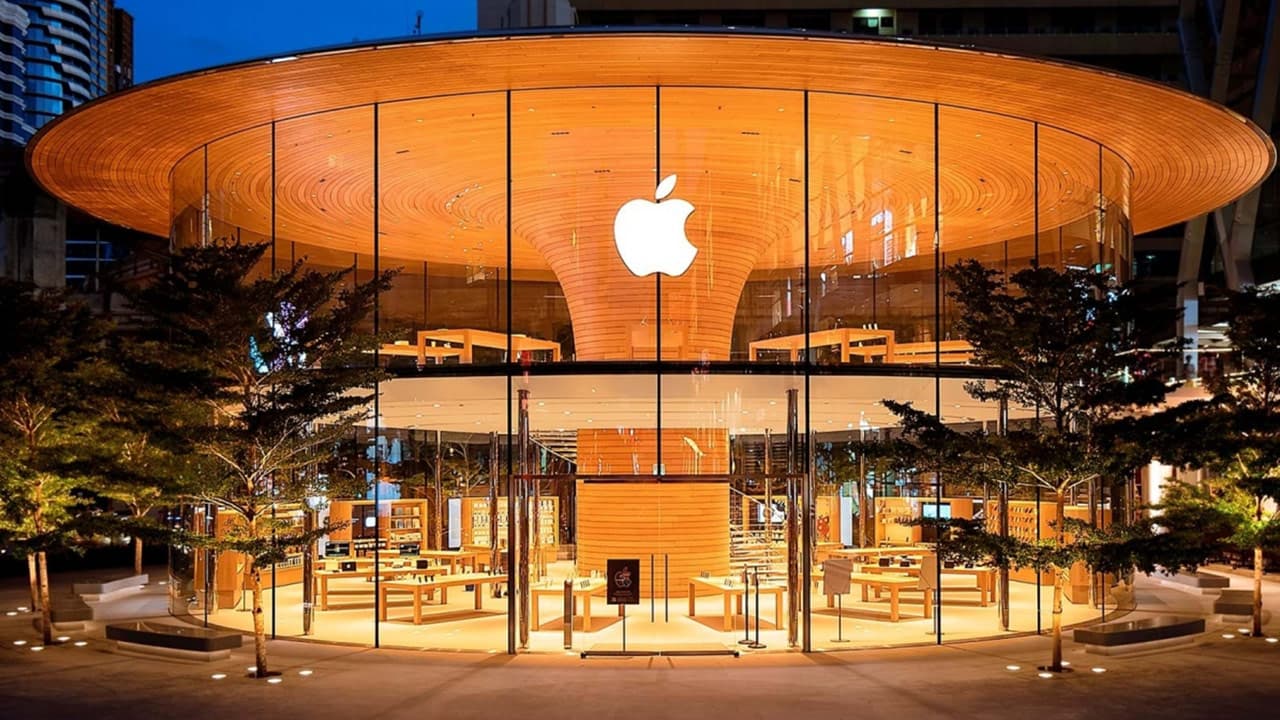 iPhone 15 上市時間遭蘋果員工爆料，直營店收到發表會禁休日