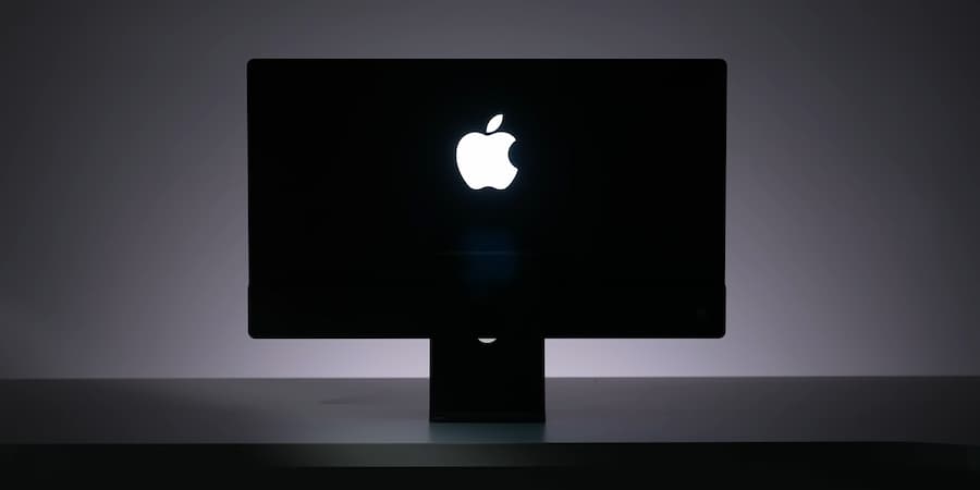 首款真iMac 全螢幕設計問世，多數人夢想去下巴iMac 就長這樣6