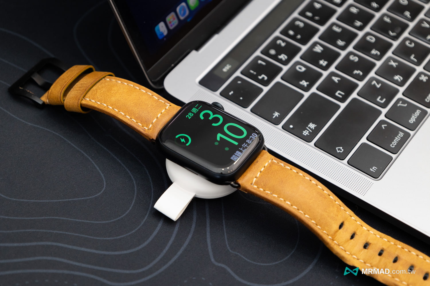 OMNIA A1+ Apple Watch 快充版磁吸無線充電器5