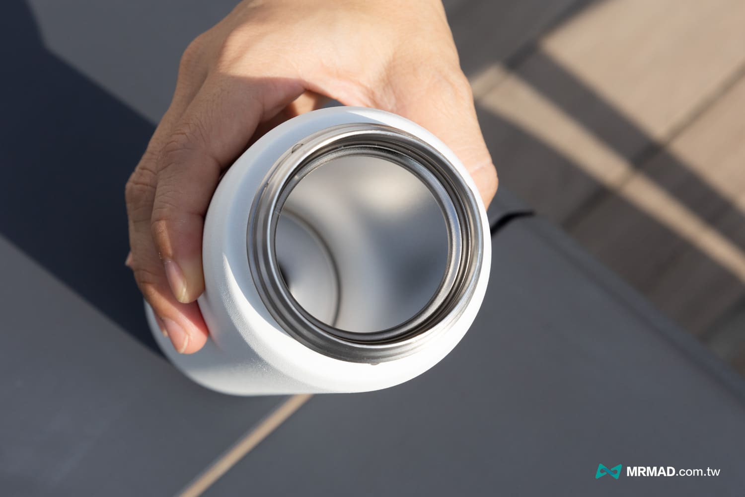 AquaStand 磁吸水壺 不鏽鋼材質款2