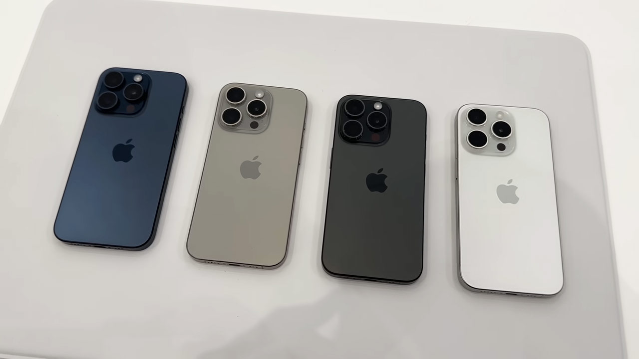 iPhone 15 Pro顏色：原色鈦金屬、藍色鈦金屬、黑色鈦金屬、白色鈦金屬