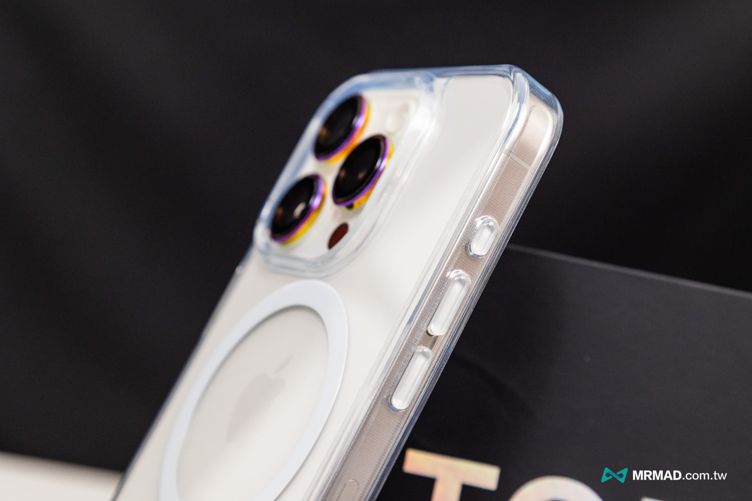 Daimond 系列 iPhone 15 磁吸透明保護殼2