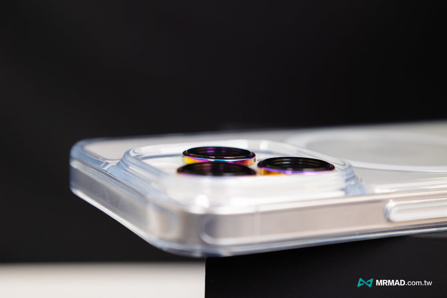 Daimond 系列 iPhone 15 磁吸透明保護殼4