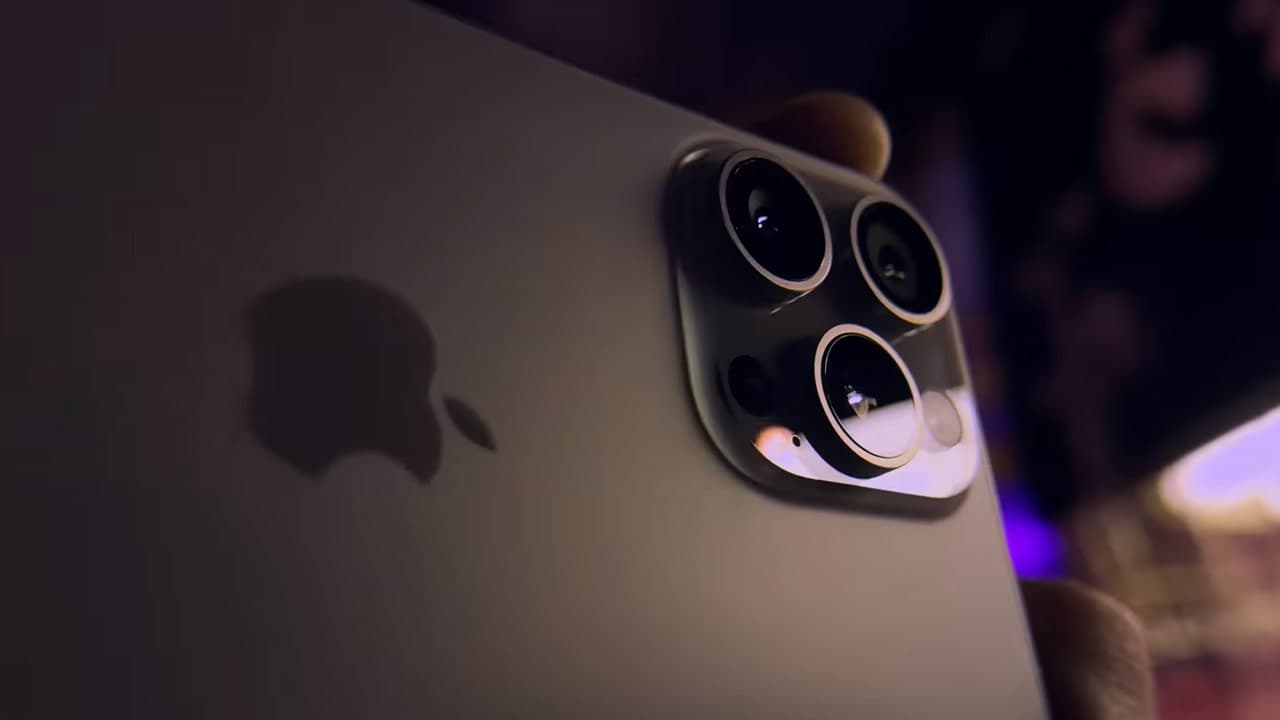 apple iphone camera lens flare