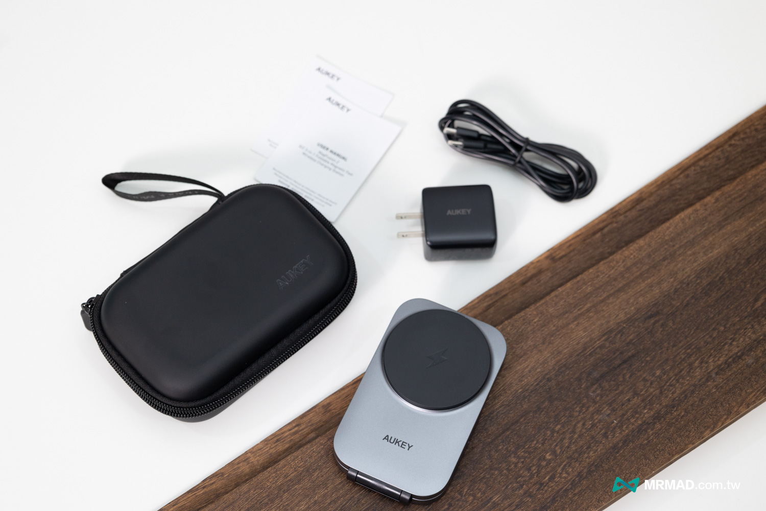 AUKEY MagFusion Z 無線充電器開箱4