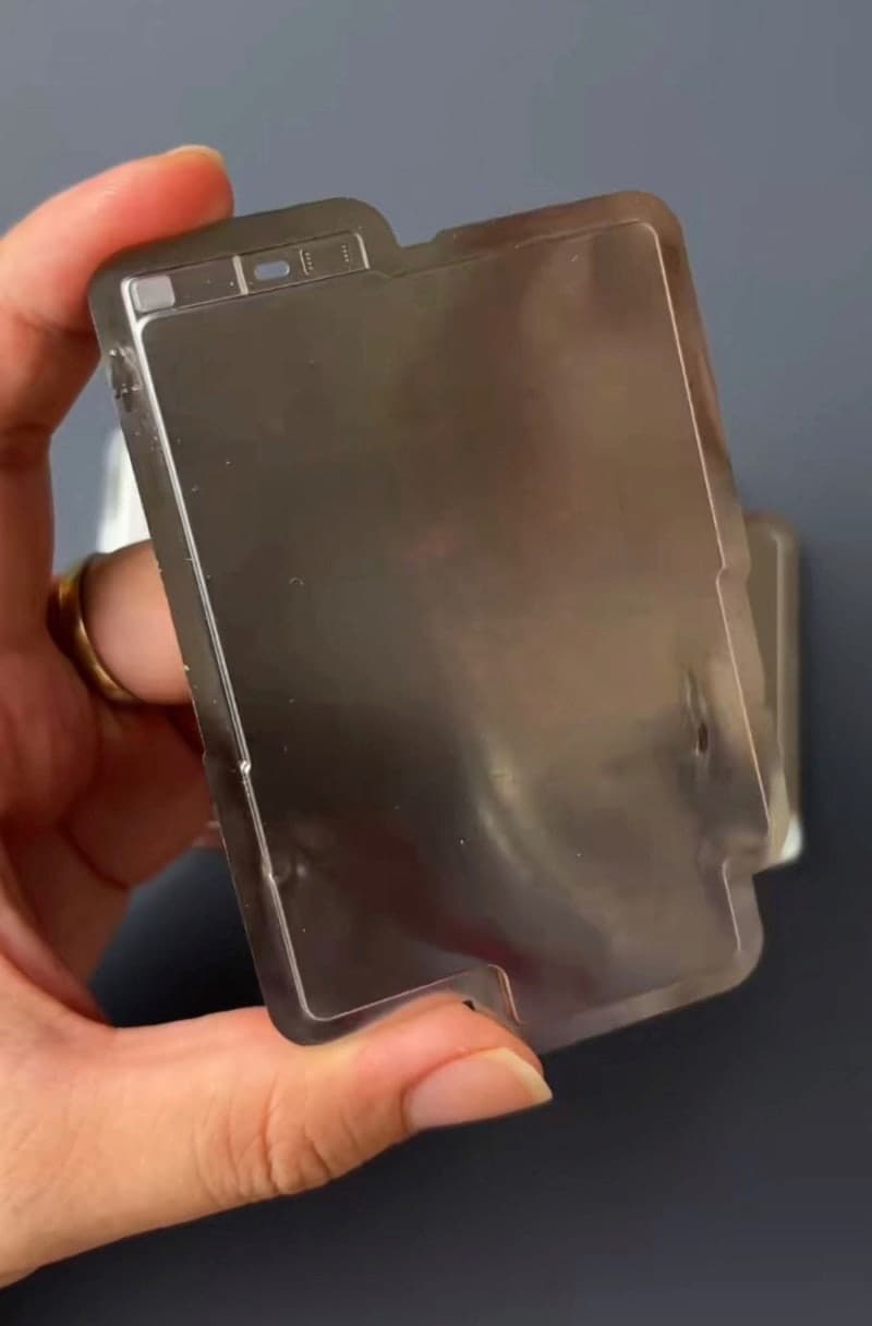 iPhone 17 Air鋼殼電池曝光5大細節 1