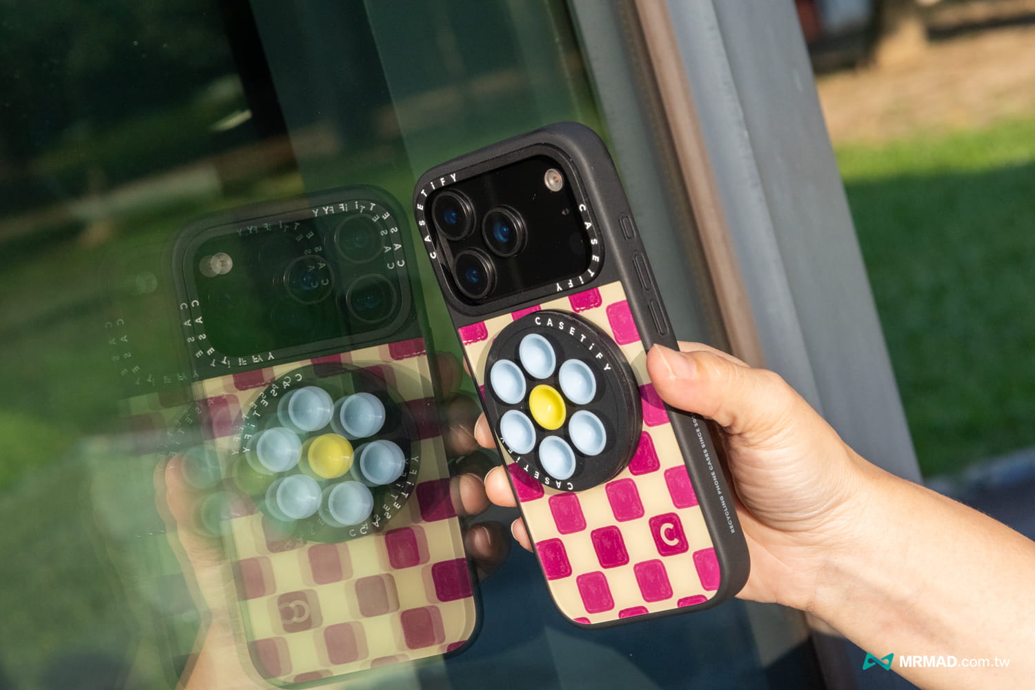 CASETiFY配件I：吸盤手機支架開箱