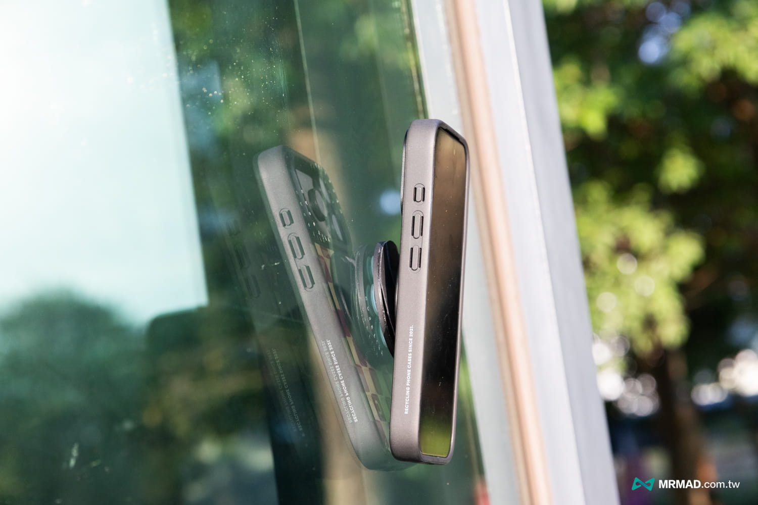 CASETiFY配件I：吸盤手機支架開箱2