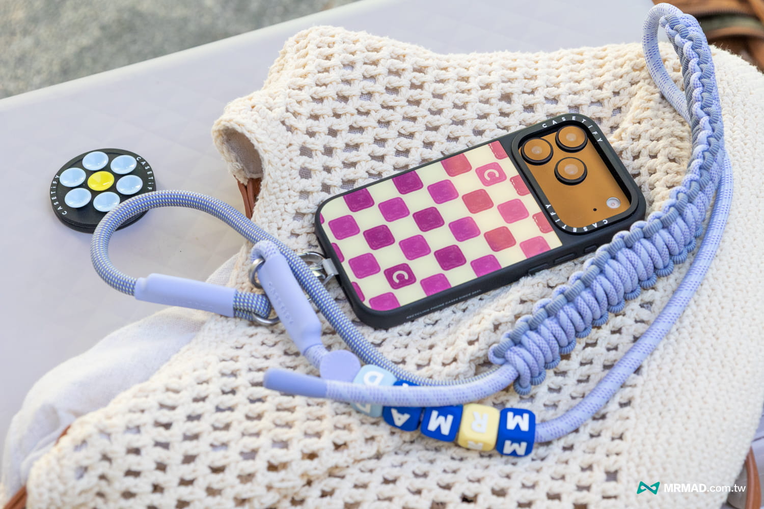 CASETiFY配件III：織繩背帶＋個人化矽膠串珠
