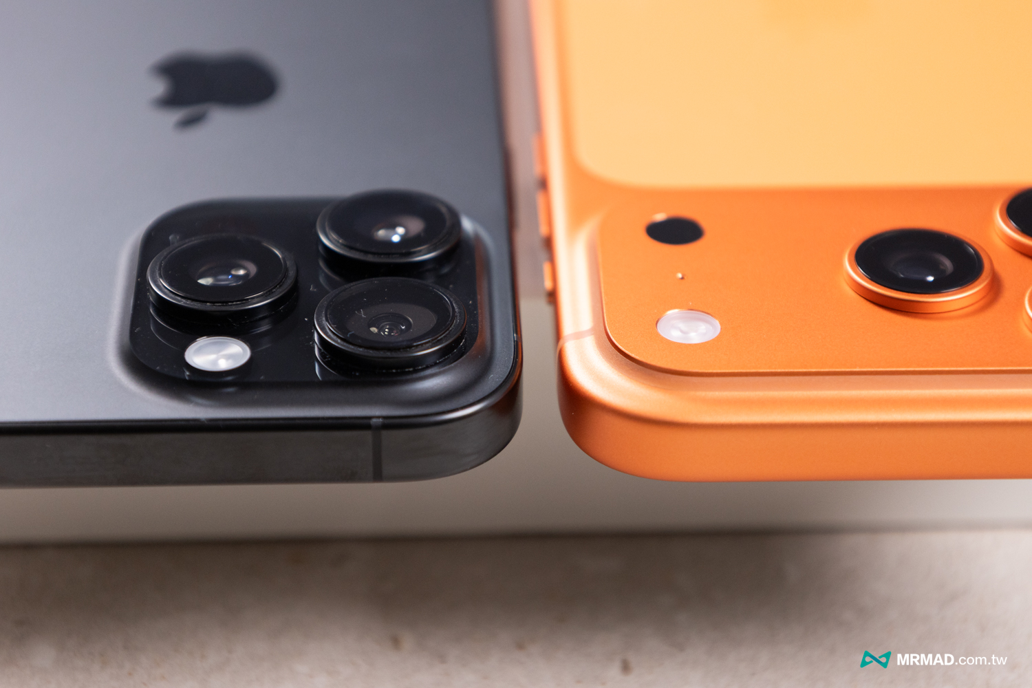 iphone 17 pro unboxing 19