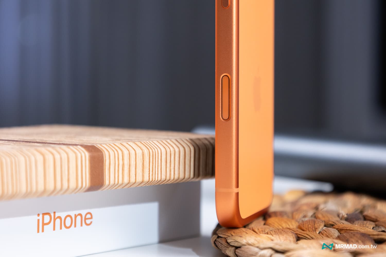 拍攝按鈕存在感依舊薄弱