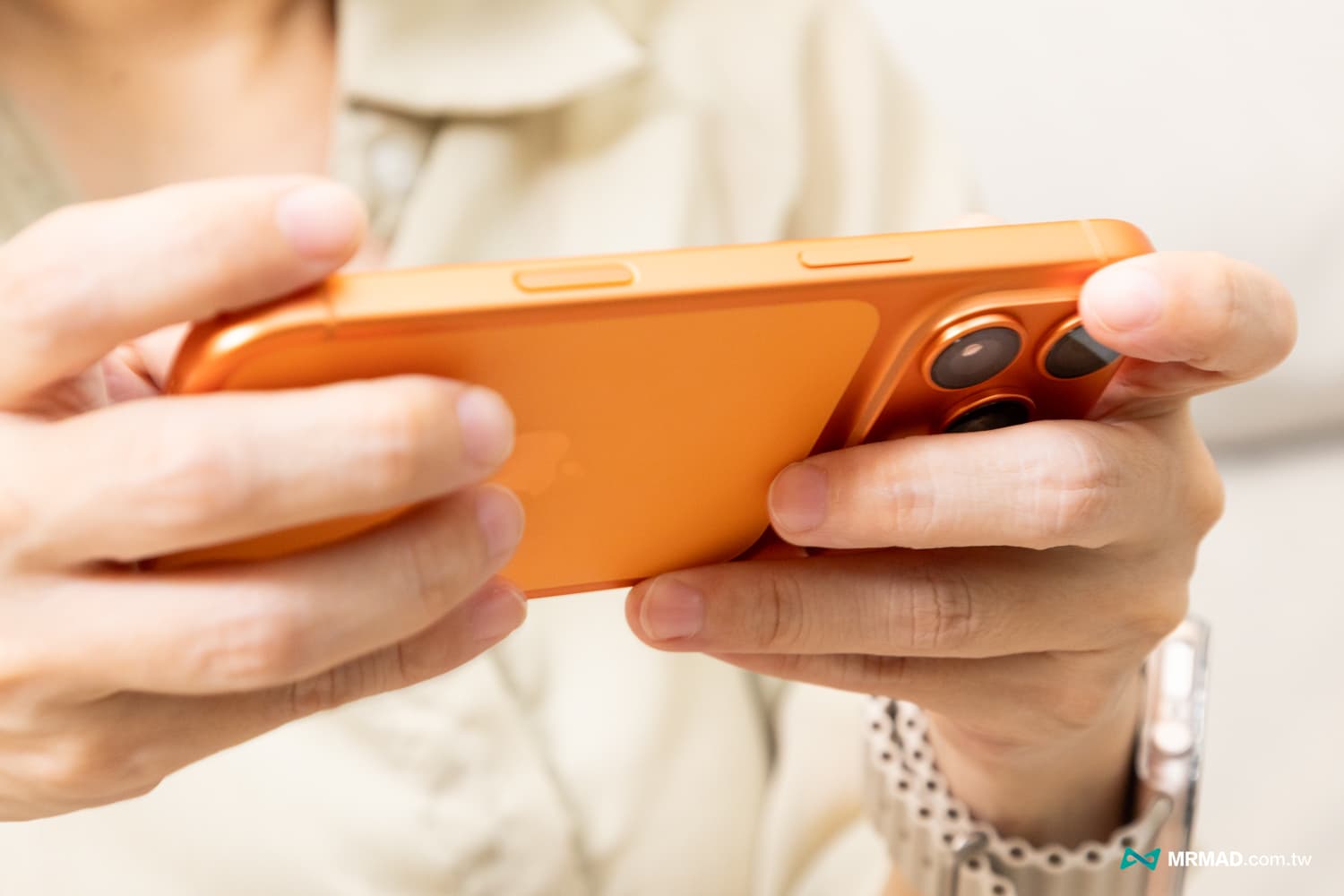 A19 Pro性能和記憶體全面提升 2