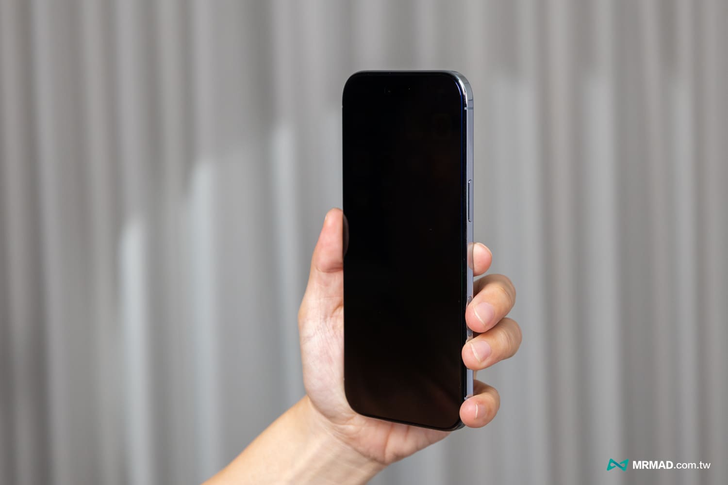 Simmpo P-90 防窺抗藍光舒視保護貼實測4