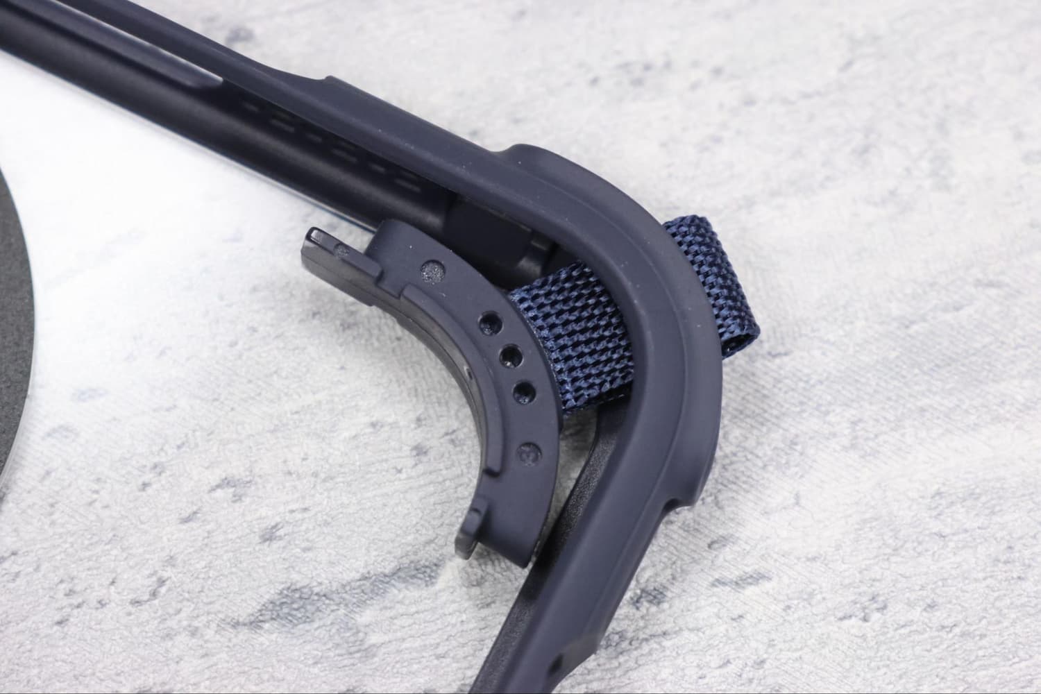 Odyssey Ultra M 終極防摔磁吸支架掛繩手機殼9