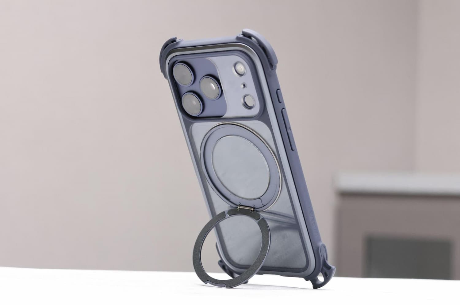 Odyssey Ultra M 終極防摔磁吸支架掛繩手機殼10