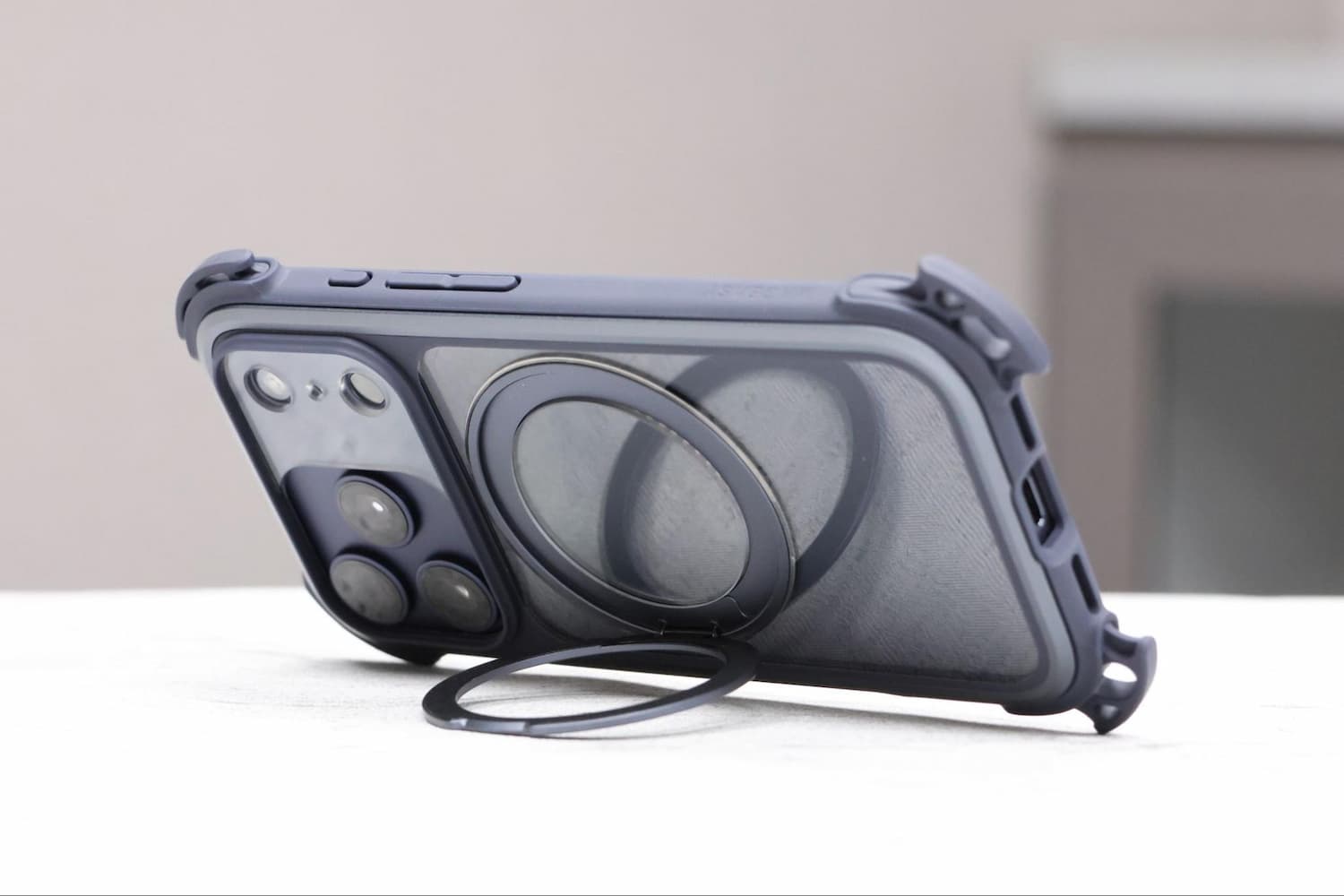 Odyssey Ultra M 終極防摔磁吸支架掛繩手機殼11
