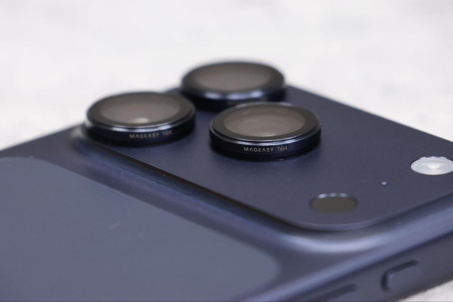 Lenz 藍寶石鏡頭保護貼2