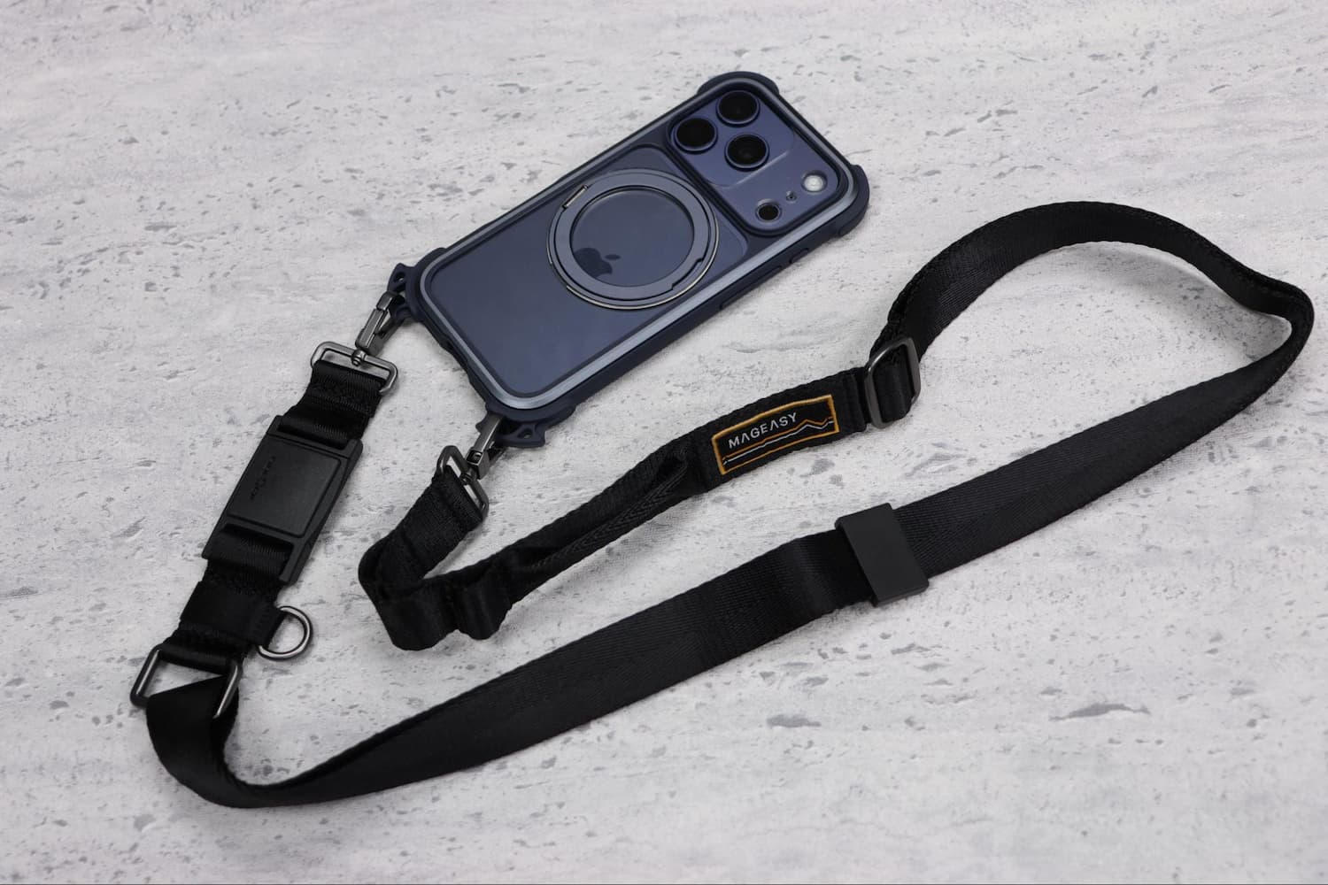 Odyssey Ultra M 終極防摔磁吸支架掛繩手機殼5