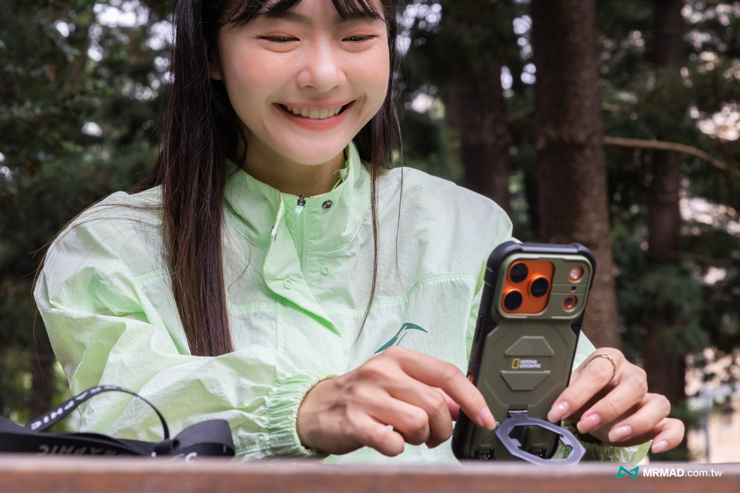 國家地理iPhone 17磁吸支架防摔保護殼MagSafe Rugged Explorer Case開箱8