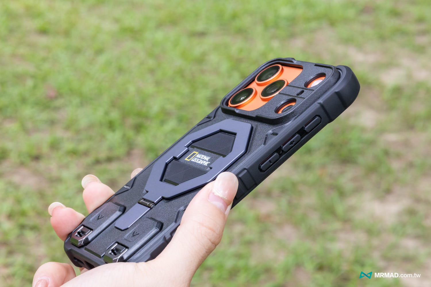 國家地理iPhone 17磁吸支架防摔保護殼MagSafe Rugged Explorer Case開箱14