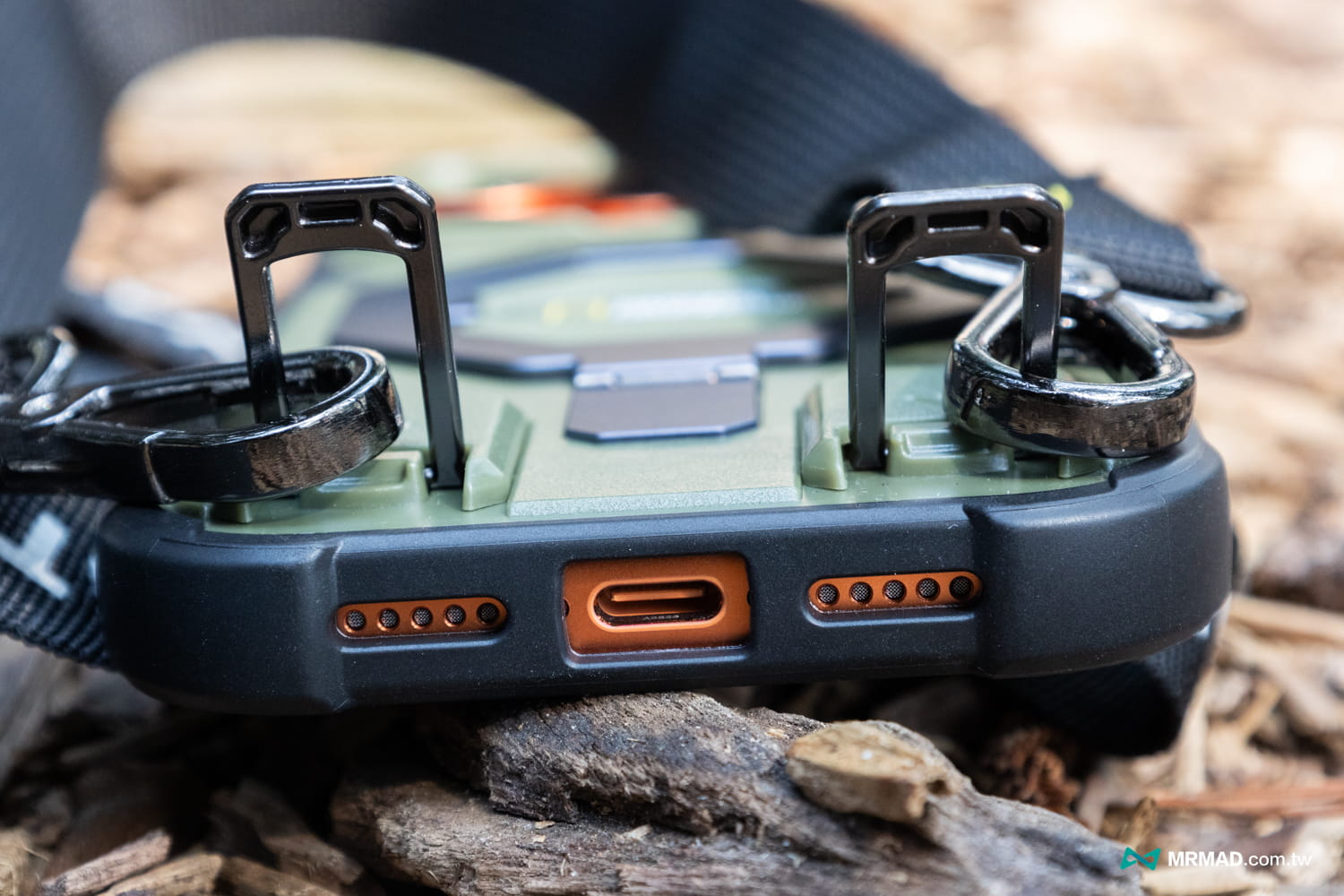 國家地理iPhone 17磁吸支架防摔保護殼MagSafe Rugged Explorer Case開箱15