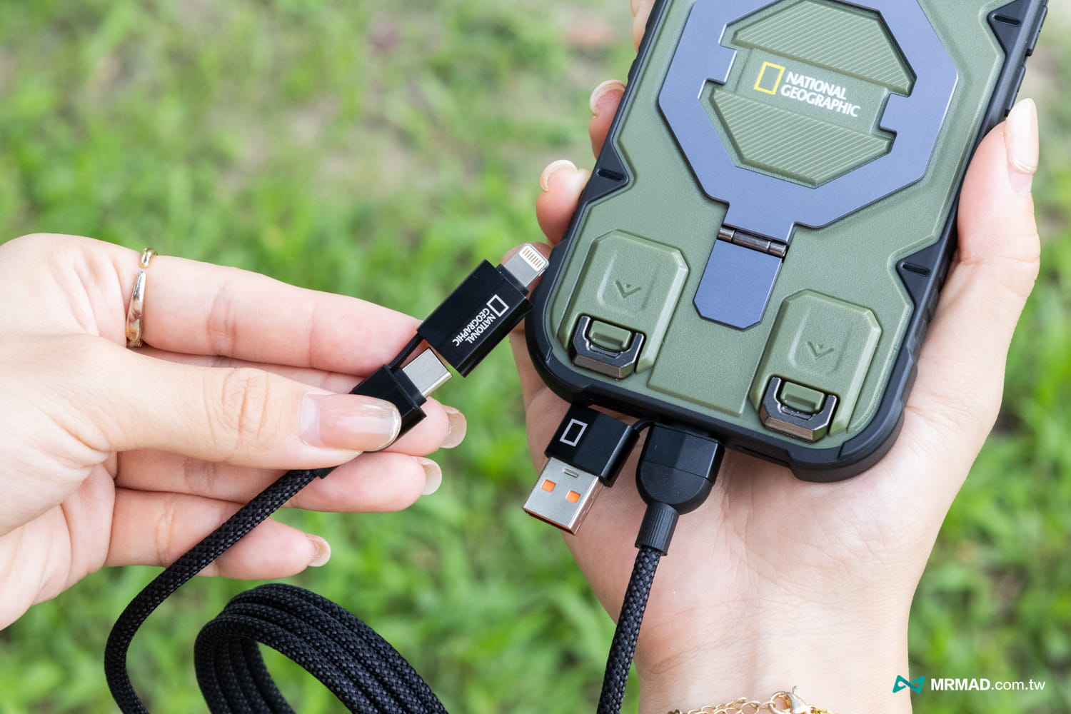 國家地理iPhone 17磁吸支架防摔保護殼MagSafe Rugged Explorer Case開箱16