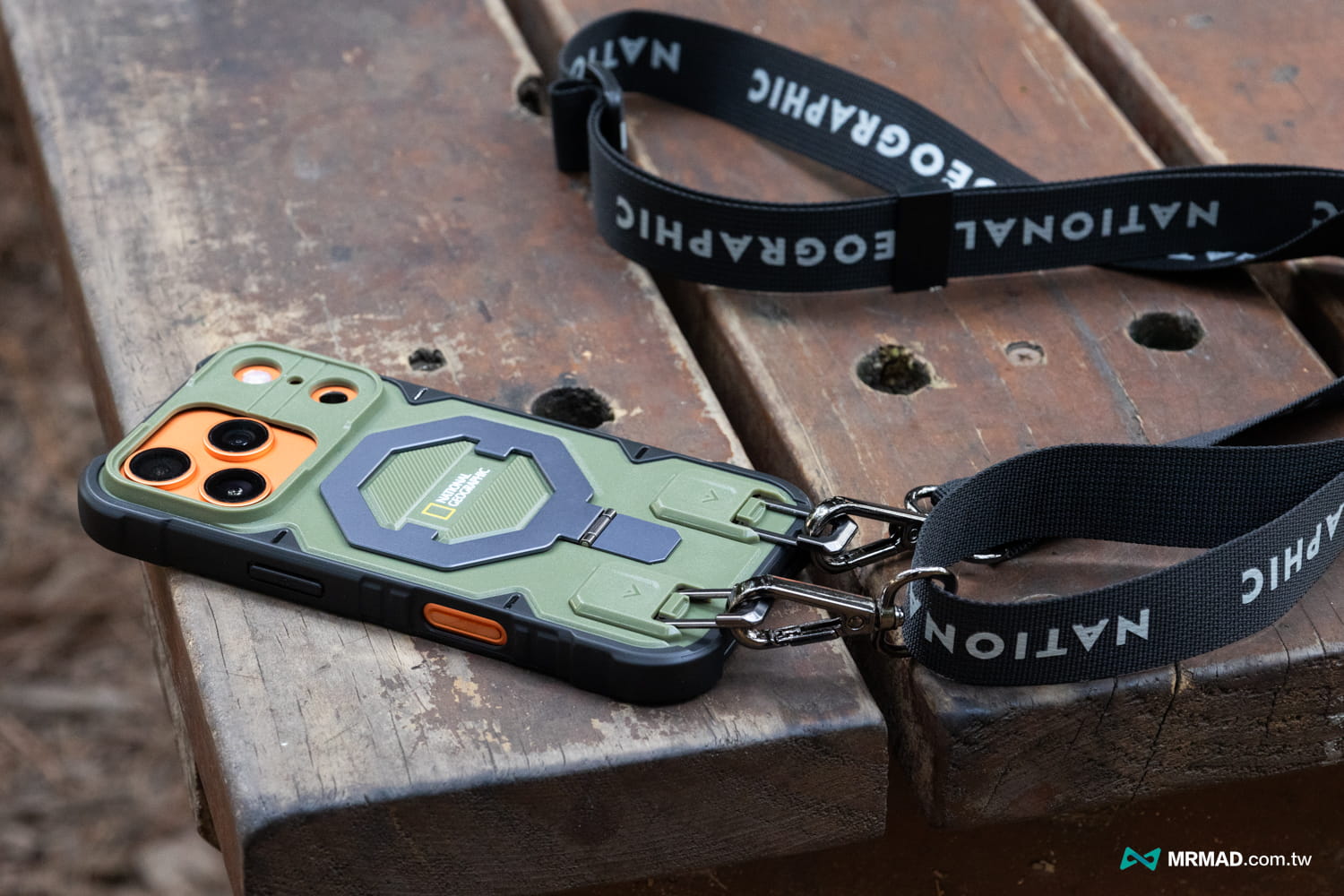 國家地理iPhone 17磁吸支架防摔保護殼MagSafe Rugged Explorer Case開箱23