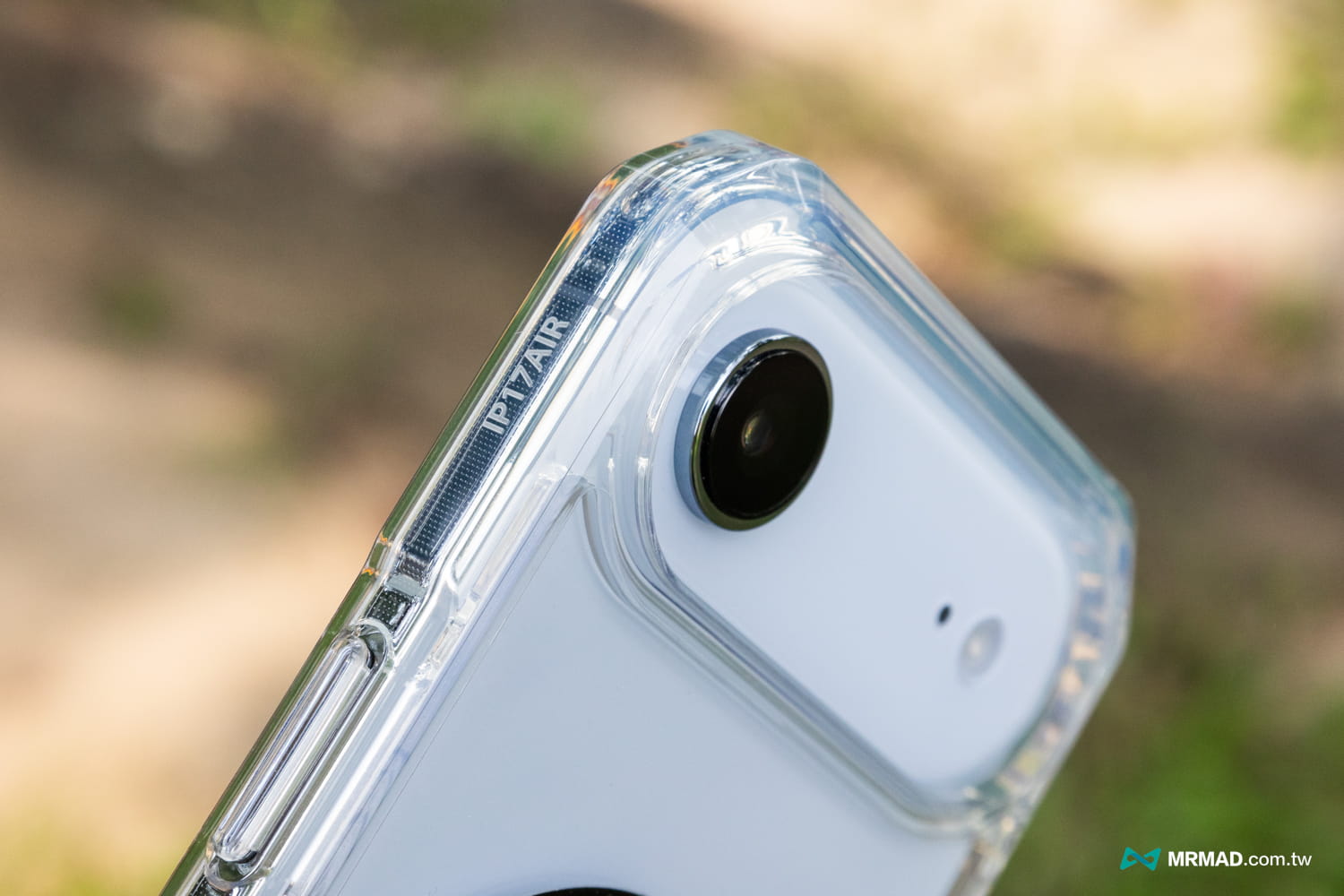 國家地理 iPhone 17 磁吸防摔保護殼 Magsafe Rugged Case 開箱4