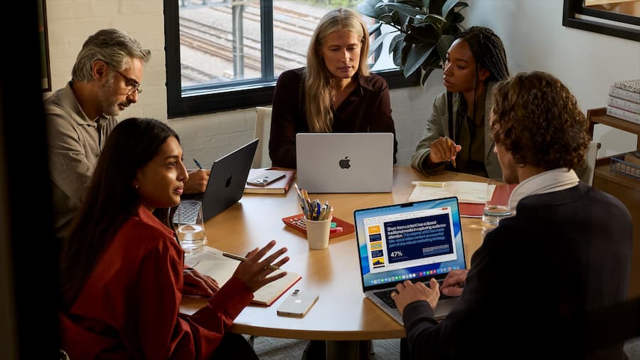 new 14 inch macbook pro m5 ai performance boost a3