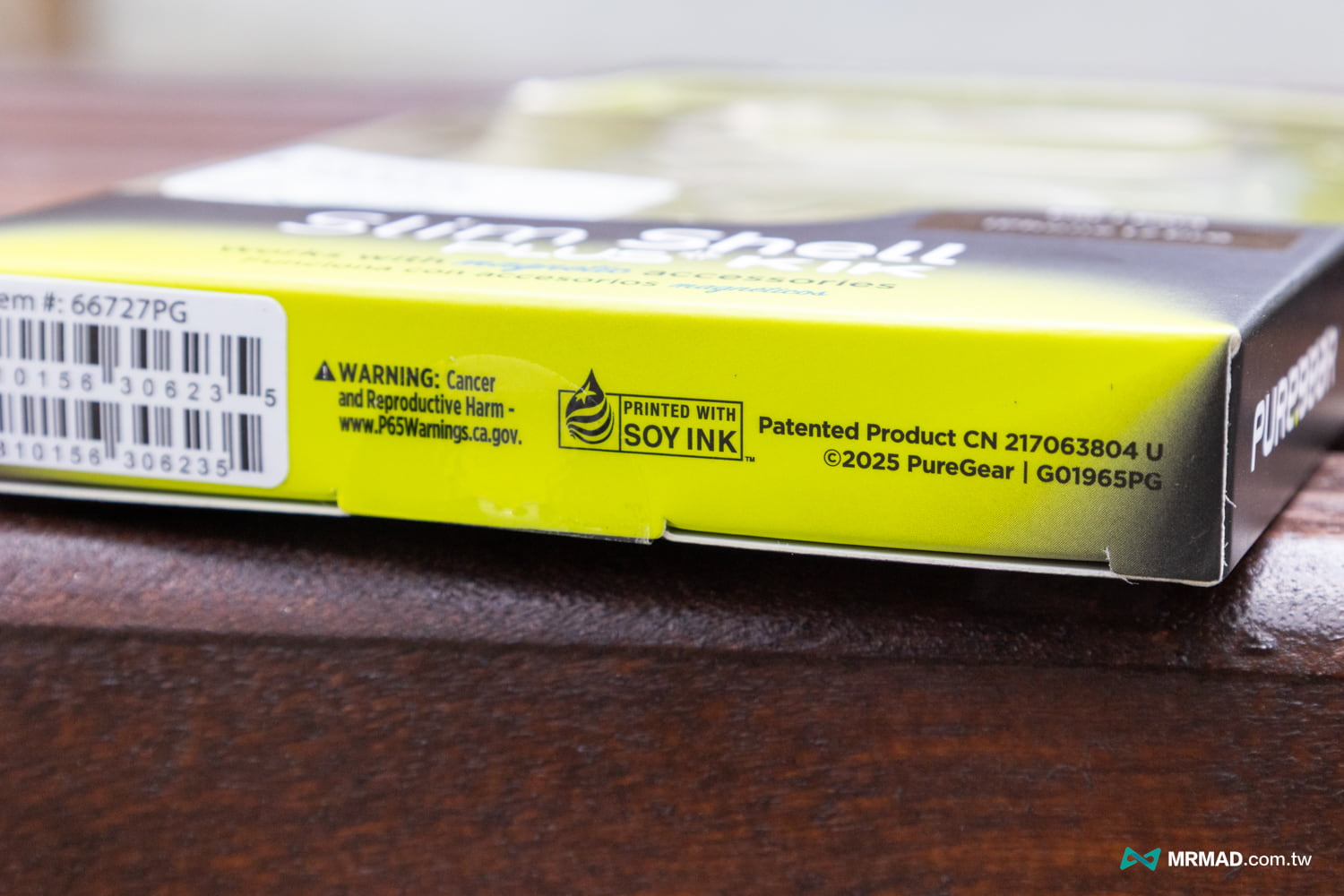 普格爾 iPhone 17手機殼評價:強悍防摔、鏡頭支架和抗黃化全面進化 3