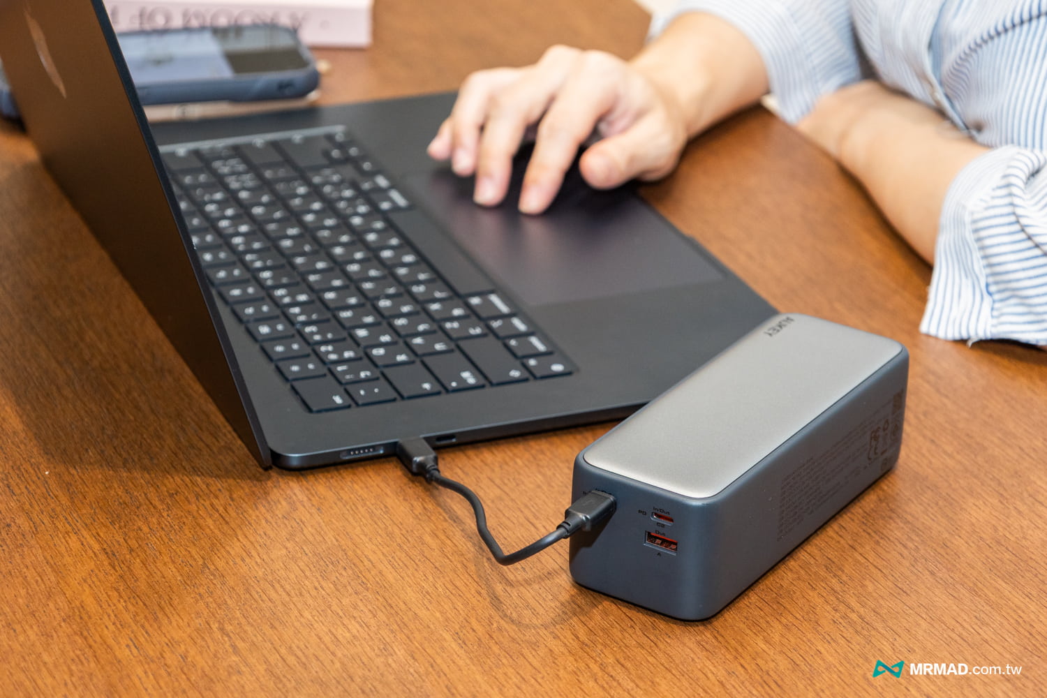 AUKEY PB-Y63 評價 27600mAh 140W PD快充8