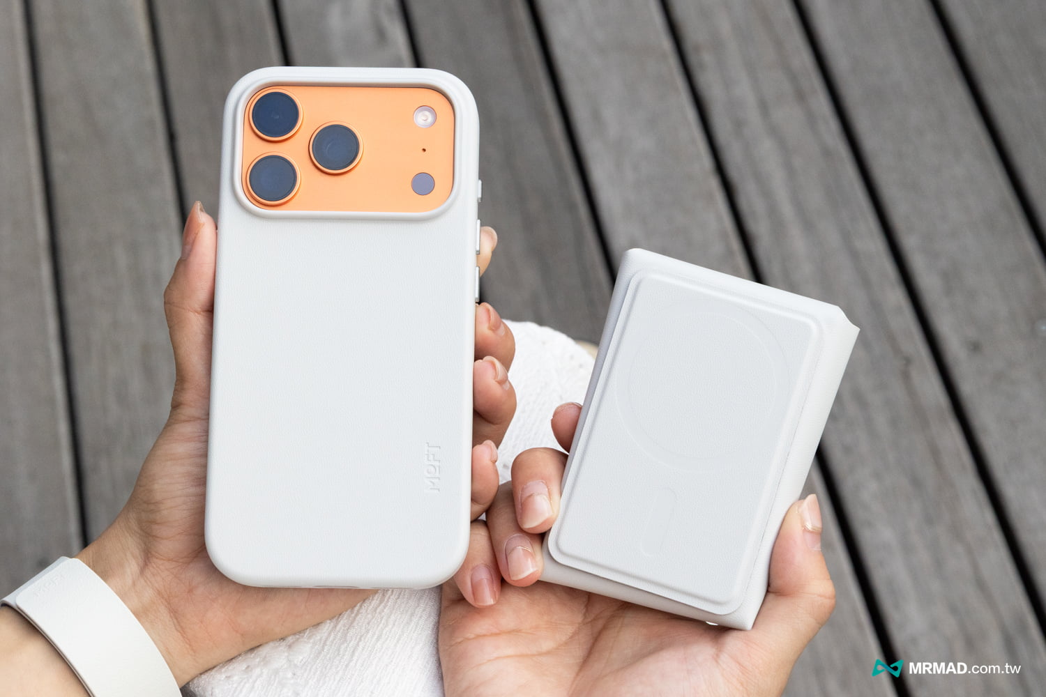 MOFT i17 皮革磁力保護殼 MOVAS開箱11