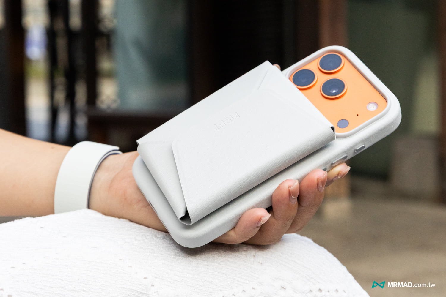 MOFT 多功能磁吸卡包 MOVAS開箱