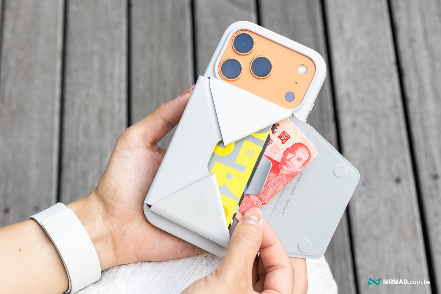 MOFT 多功能磁吸卡包 MOVAS開箱4