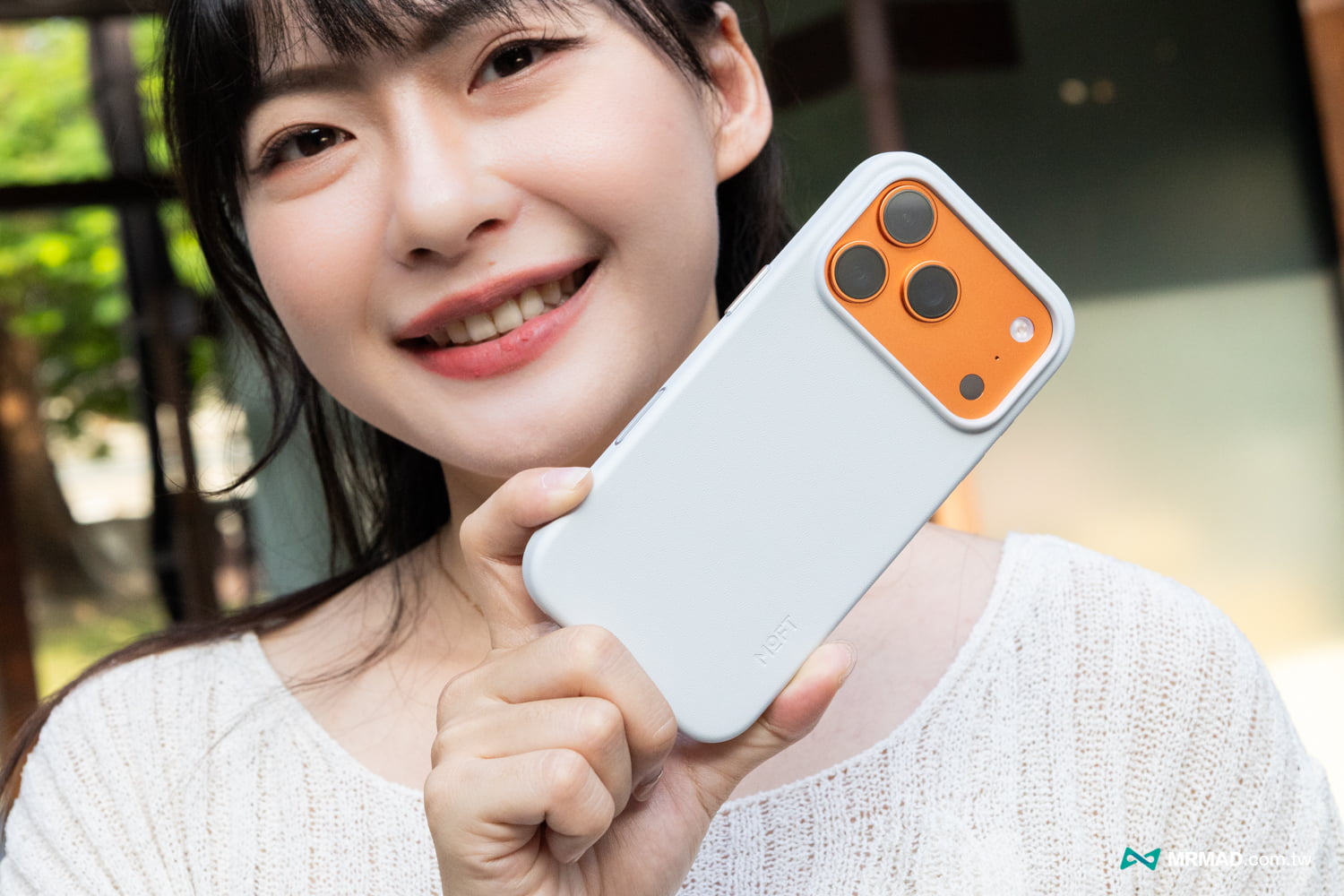 MOFT i17 皮革磁力保護殼 MOVAS開箱