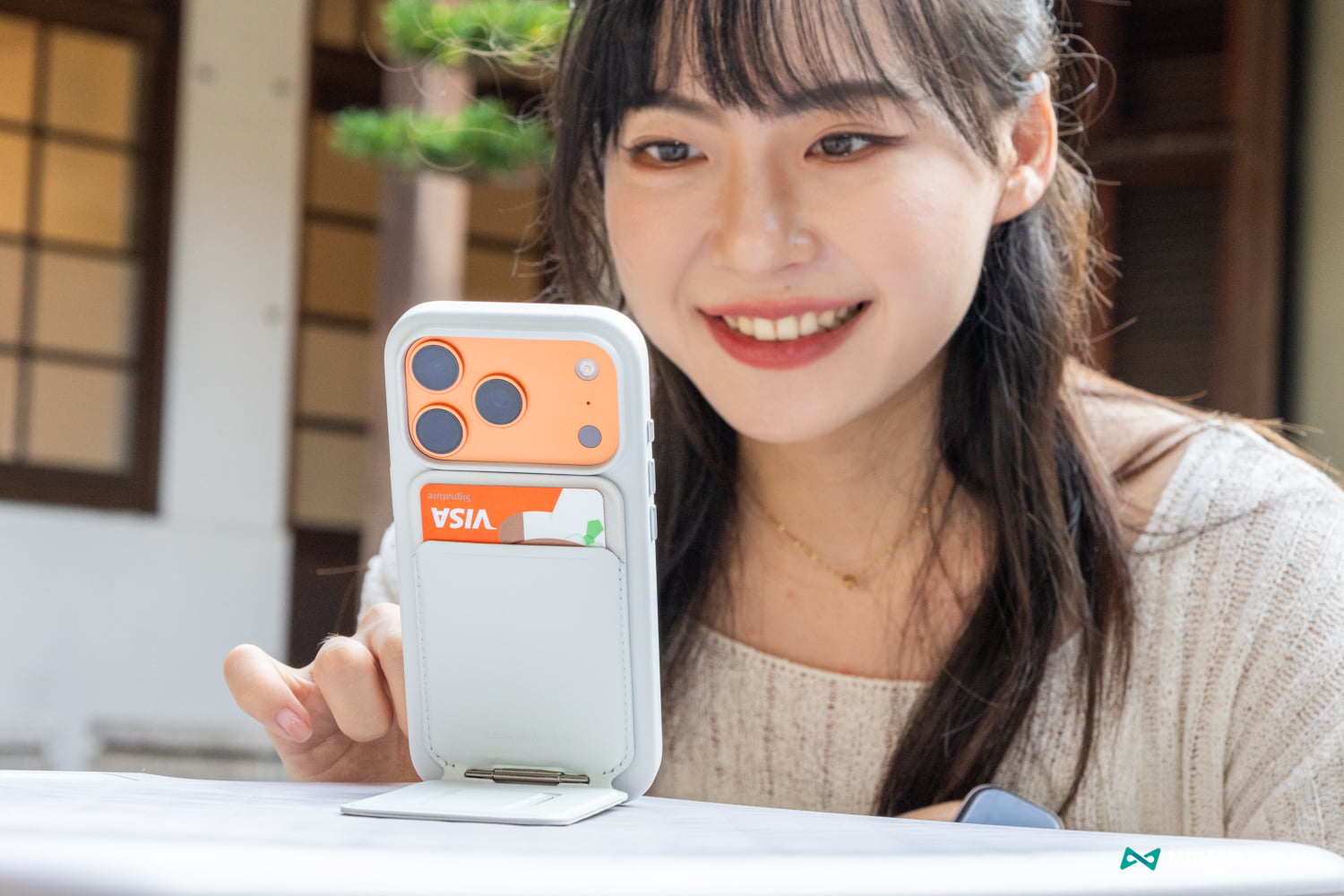 MOFT iPhone 瞬變三角支架 MOVAS 卡夾版6