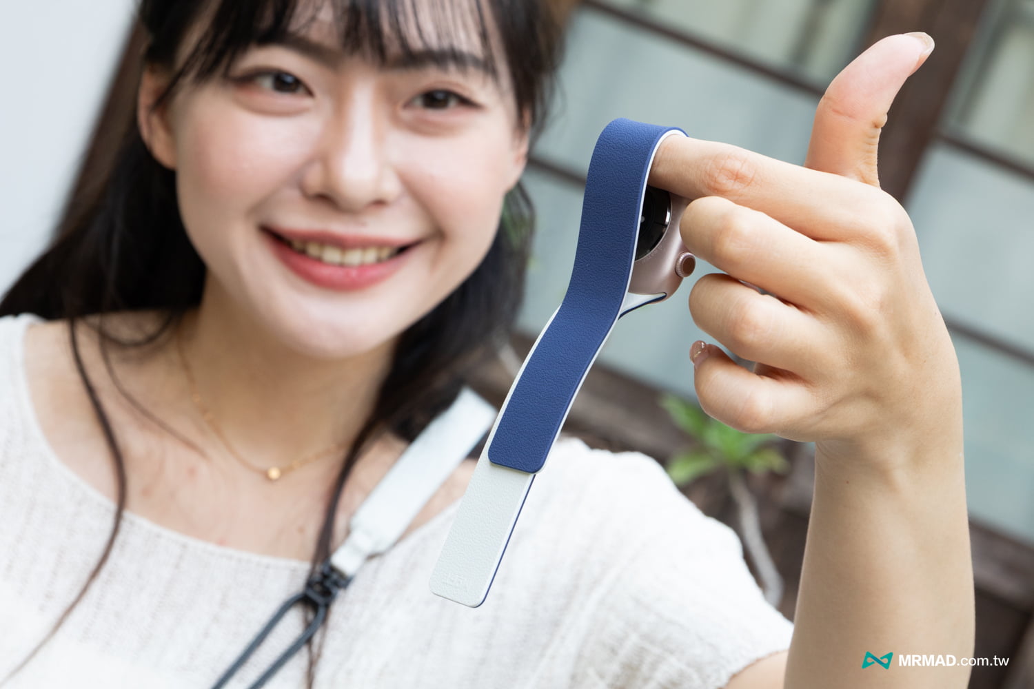 MOFT Apple Watch 撞色活力錶帶
