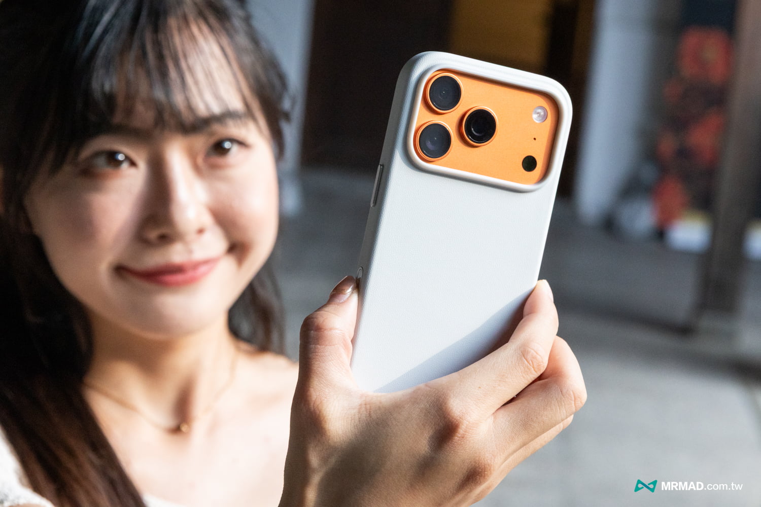 MOFT i17 皮革磁力保護殼 MOVAS開箱5